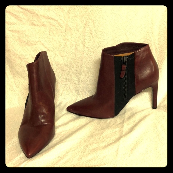 Via Spiga Shoes - Via Spiga burgundy leather booties w black zippers